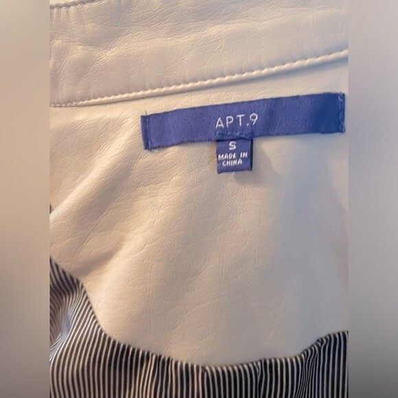 Apt 9 Cream Faux Leather with Zipper Pockets Womens Zip Jacket Size S - Picture 6 of 6